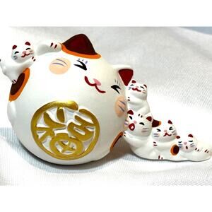 Unique Chinese Bisque Cat family Figurine Maneki Neko love collectors